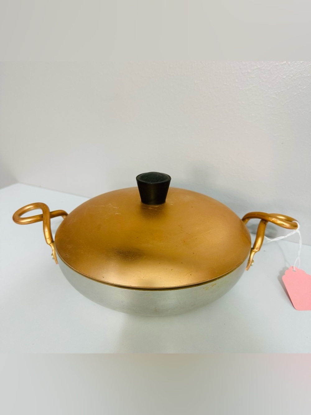 Vintage 7” Wear Ever Hallite Dish